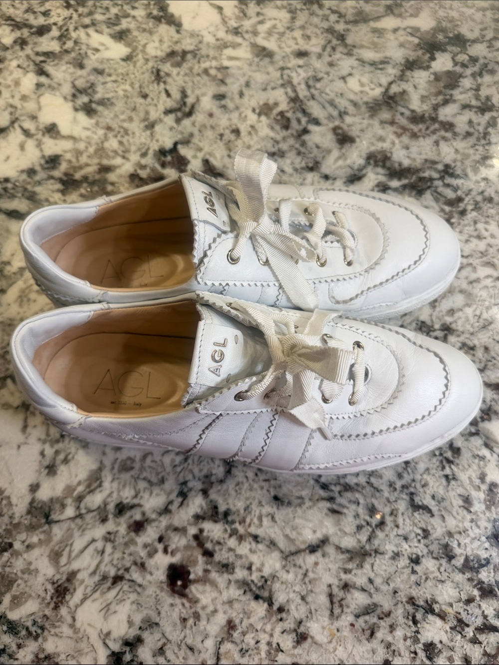 AGL Leda White calf leather Sneakers